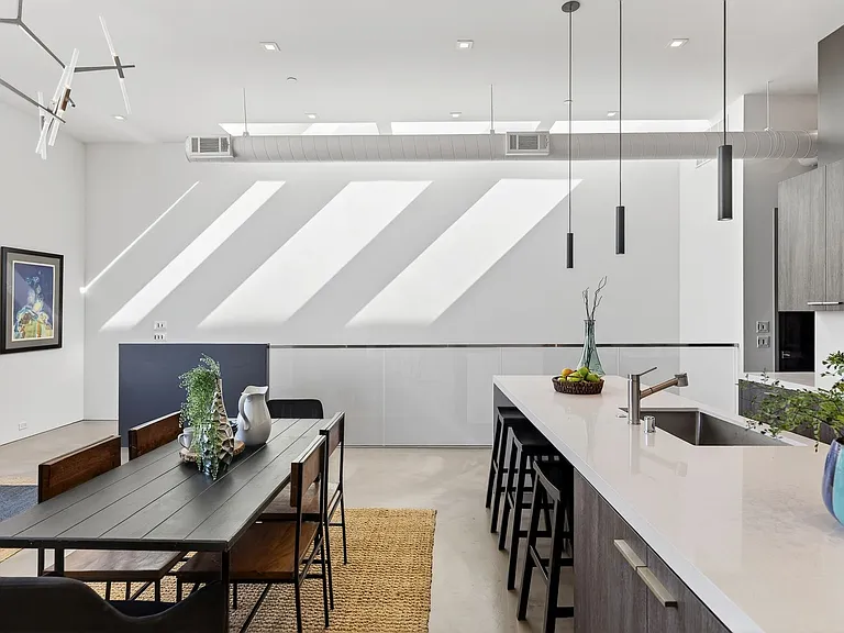 811 Folger Ave — Photo 12