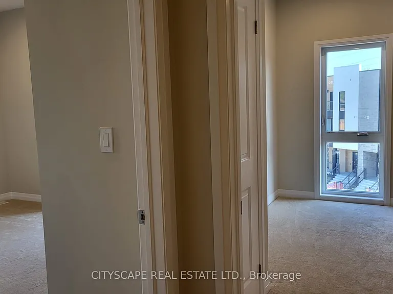 261 Woodbine Ave #C053 — Photo 23
