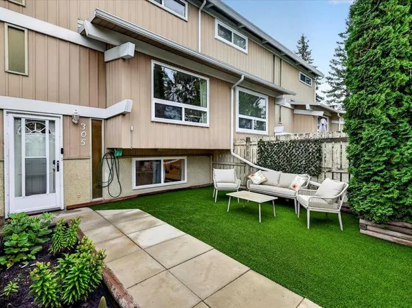 11010 S Bonaventure Dr SE #305, Calgary, AB T2J 3A8