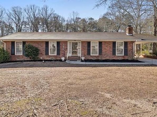 103 Briarwood Dr