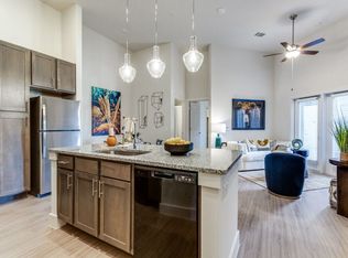 305 E Round Grove Rd #323, Lewisville, TX 75067