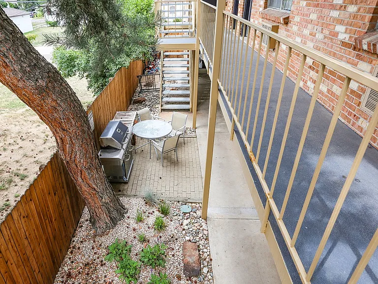 2335 S Race St — Photo 7