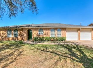 3840 Honeysuckle Ln, San Angelo, TX 76904