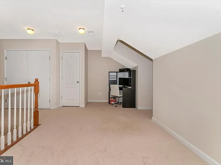 23200 Shaws Tavern Ct — Photo 23