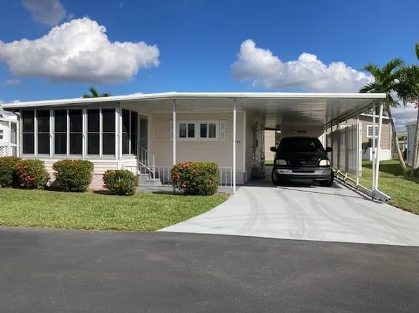 280 Valencia Dr, Fort Myers, FL 33905