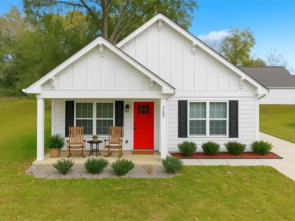 235 Pennington Ave SW, Rome, GA 30161