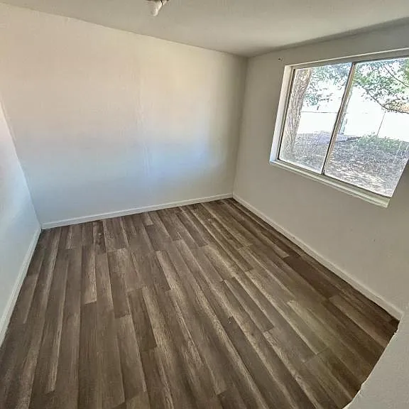 119 Green St — Photo 6