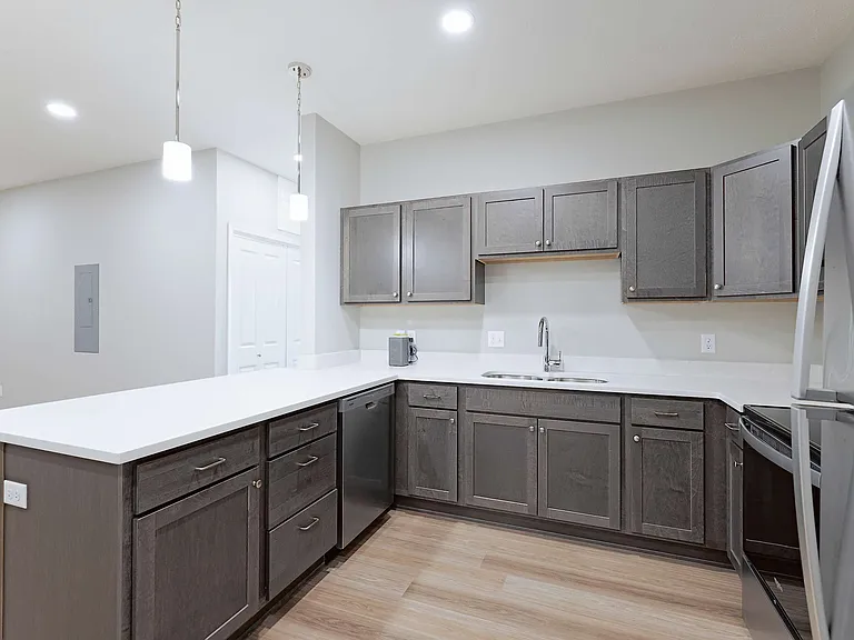 Trailview Apartments at Pioneers Park — Photo 50