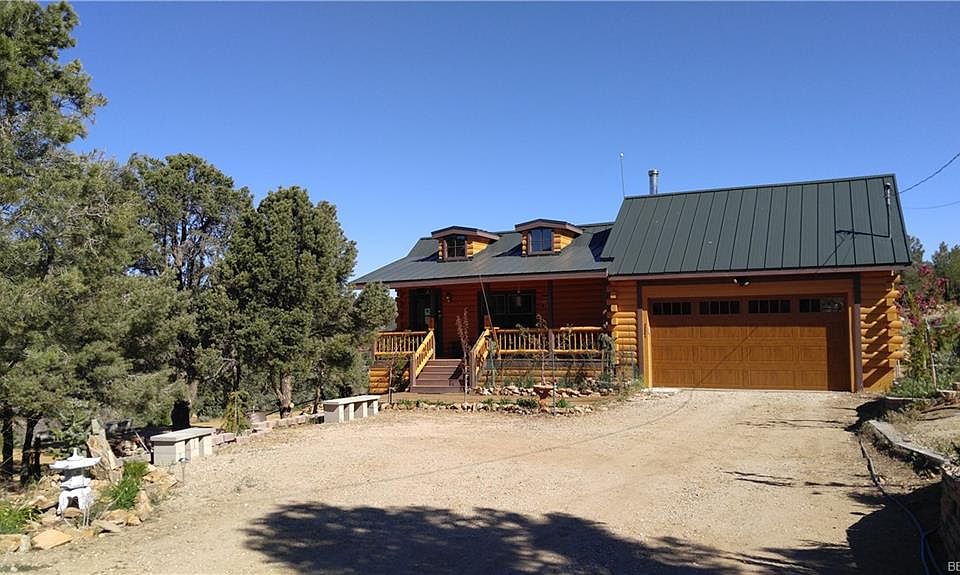 1st image of 45564 4th St