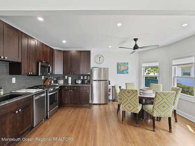 110 11th Ave #1 — Photo 7