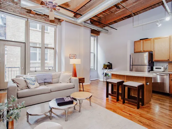 1500 W Monroe St Unit 205, Chicago, IL 60607