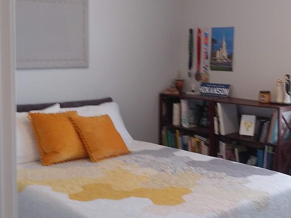 4th image of 4234 W McKellen Dr #B1