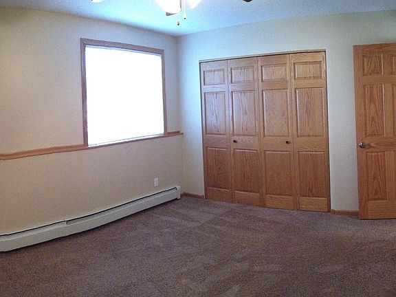 5th image of 2156 Burke Ave E APT 2