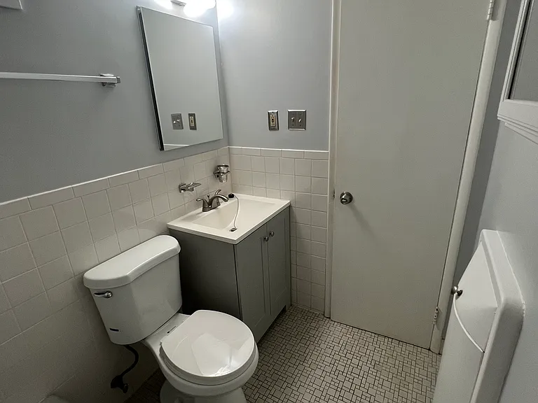 4360 Ivymount Ct #13 — Photo 8