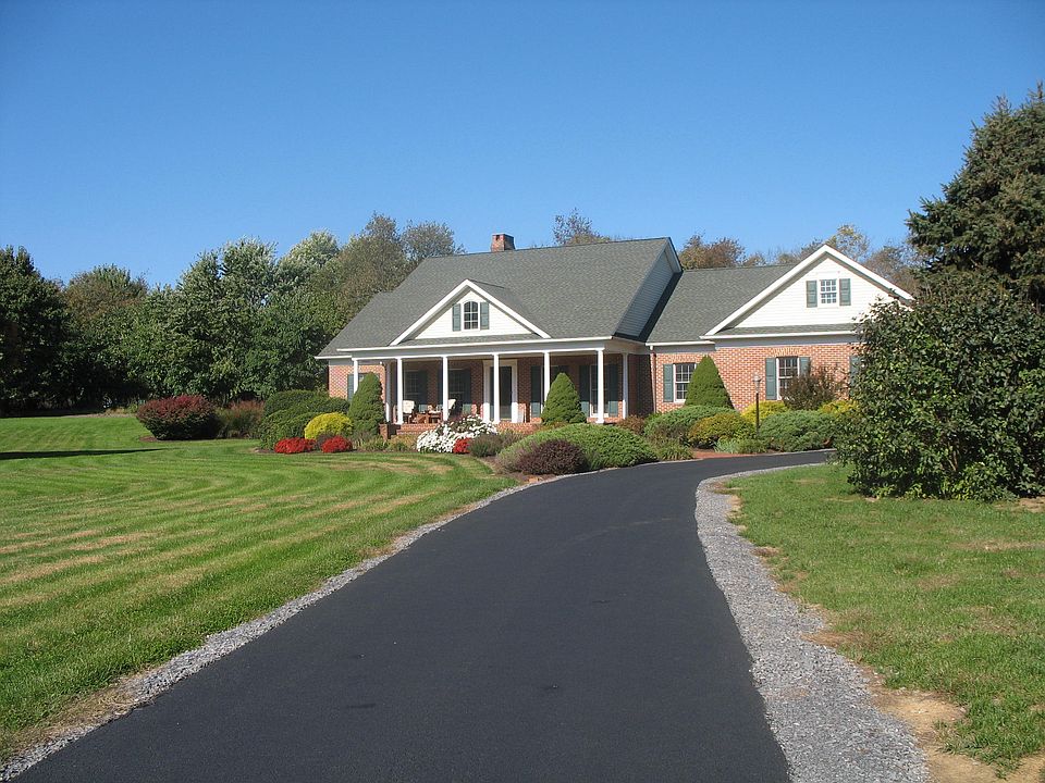 1st image of 225 Elk Branch Dr