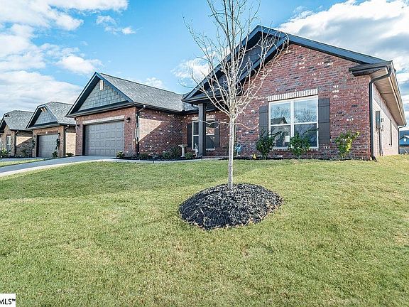 2nd image of 407 Rolling Waters Dr