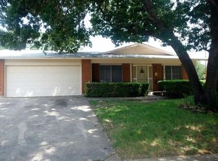 4525 Larue St, Dallas, TX 75211