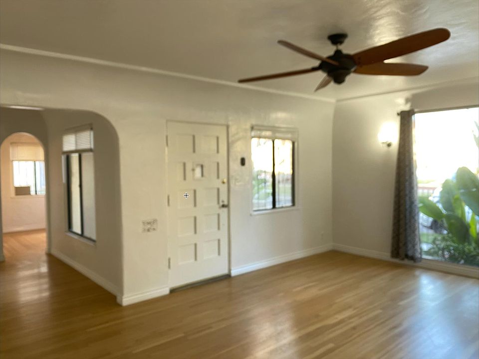 Liv, dining and breakfast nook