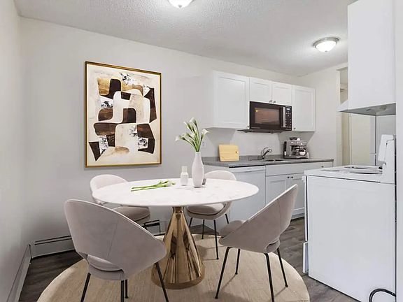 3rd image of 1020 Matheson Dr #502790