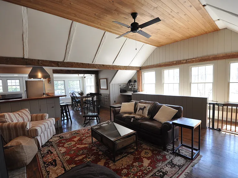 7190 Main St — Photo 10