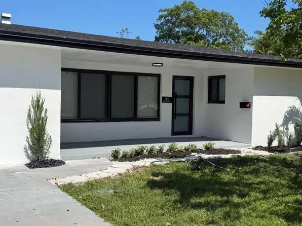 160 SE 15th Ave, Pompano Beach, FL 33060
