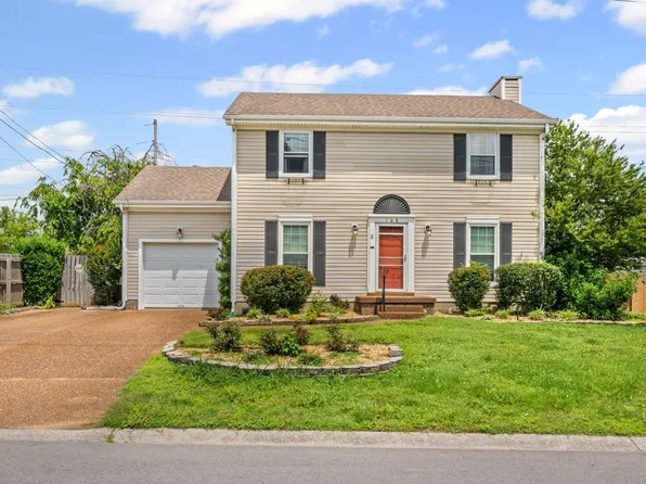108 Agee Cir W, Hendersonville, TN 37075
