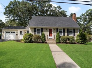 73 Laurel Ave, Coventry, RI 02816