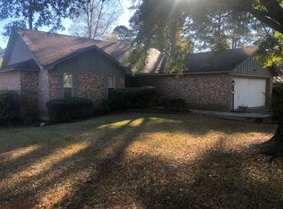 10 Azalea St, Magnolia, AR 71753