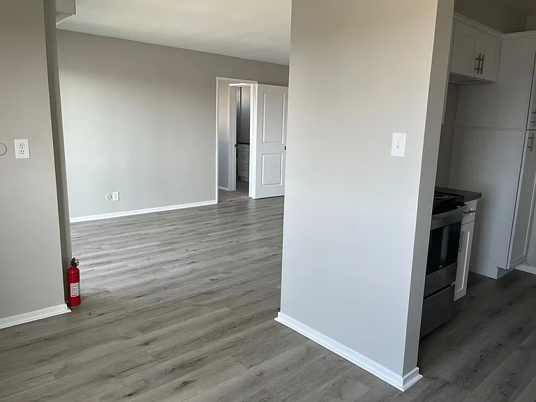 720 W Imperial Ave — Photo 28