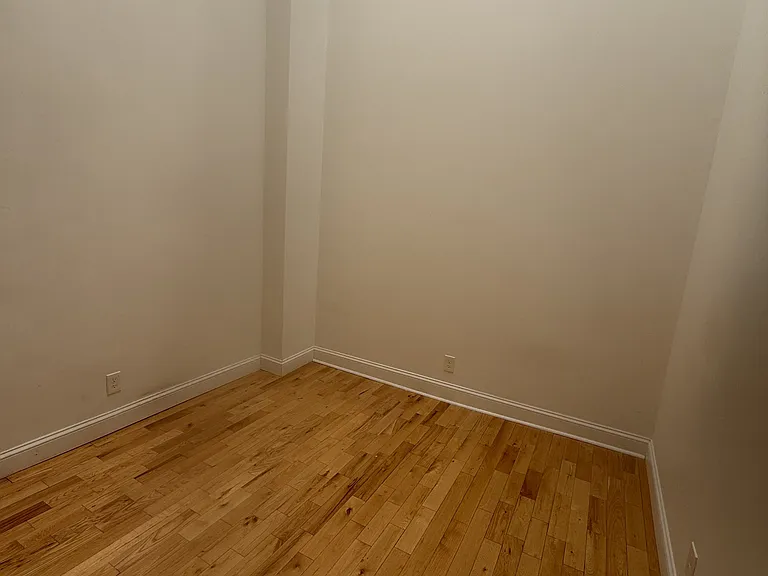 139 Orange St — Photo 33