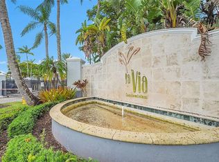 9610 NW 2nd St #8208, Hollywood, FL 33024