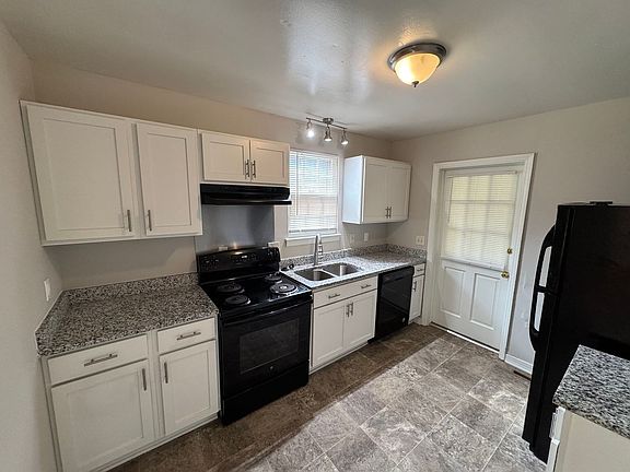 2nd image of 2116 Finchley Dr
