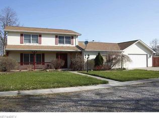 4409 Tennyson Ave, Sheffield Lake, OH 44054