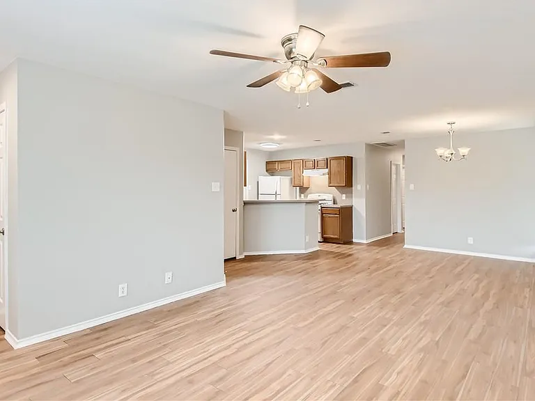 2511 Cypress Ln #A — Photo 3
