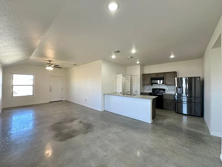 5814 Harriet Tubman Ave — Photo 4
