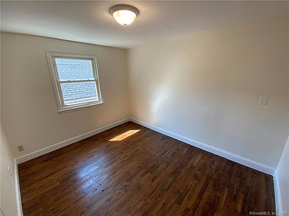 3rd image of 111 Greenwich Ave Floor 2