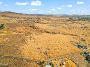 Nka Solar Ln, Yakima, WA 98901