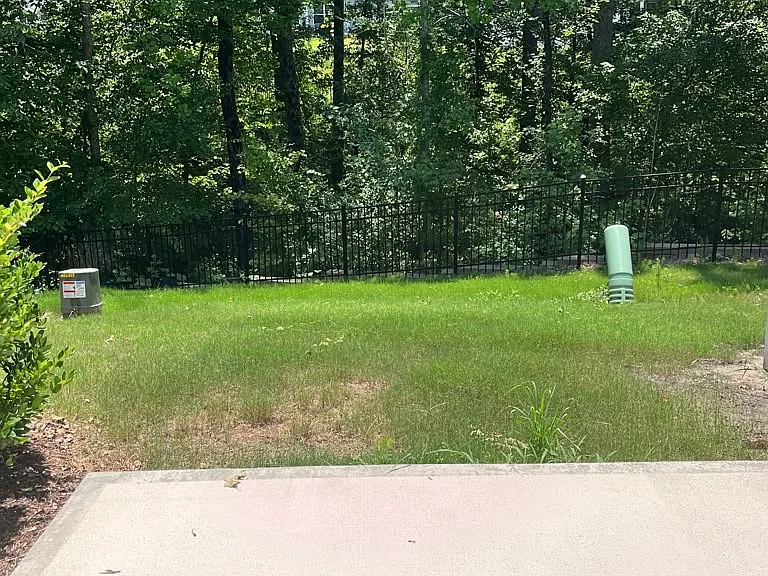 328 Hazy Hills Ln — Photo 43