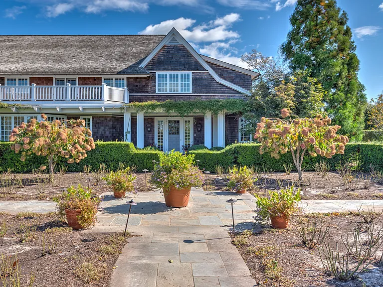 587 Sagaponack Rd — Photo 91
