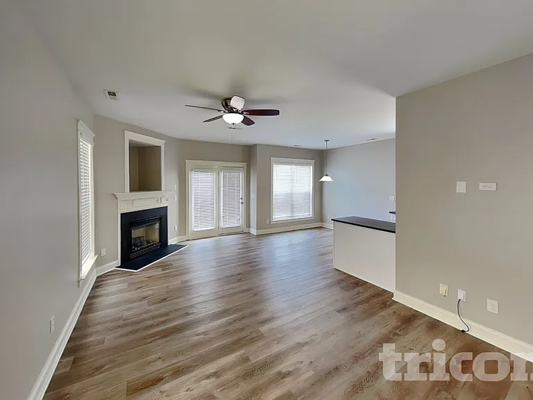 13528 Swinton Rd — Photo 3