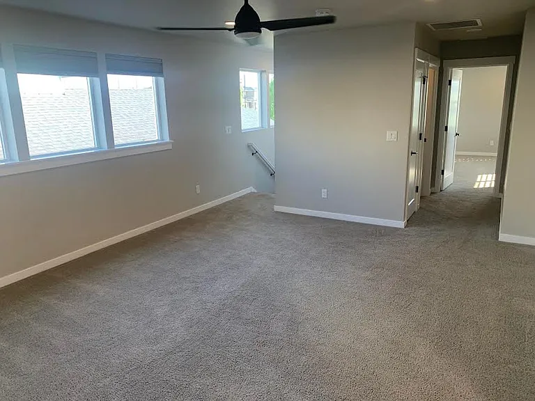 6195 SE Polyantha St — Photo 10