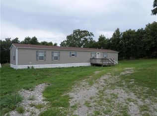 28411 Syracuse Ln, Richland, MO 65556