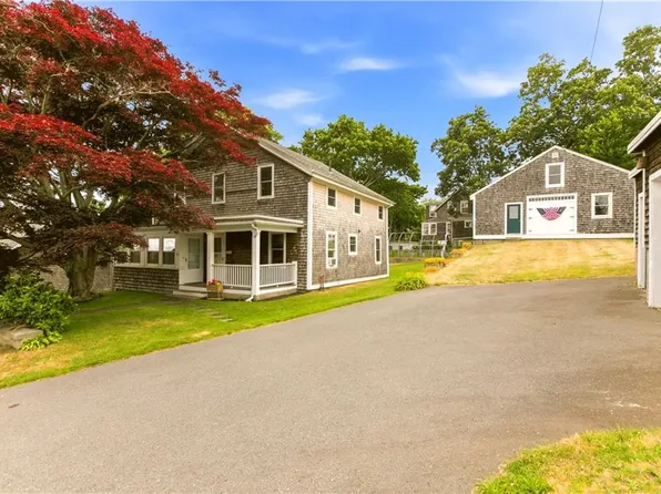22 South Ave, Tiverton, RI 02878