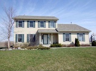 288 Ream Dr, Elburn, IL 60119