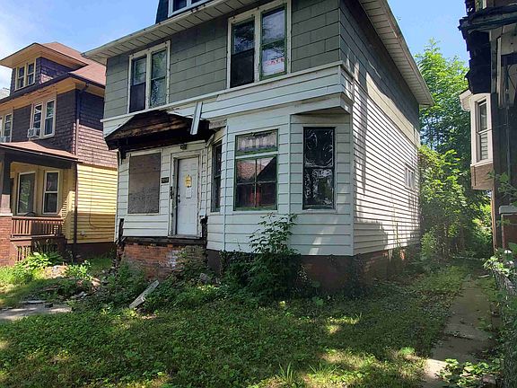 3210 Canton