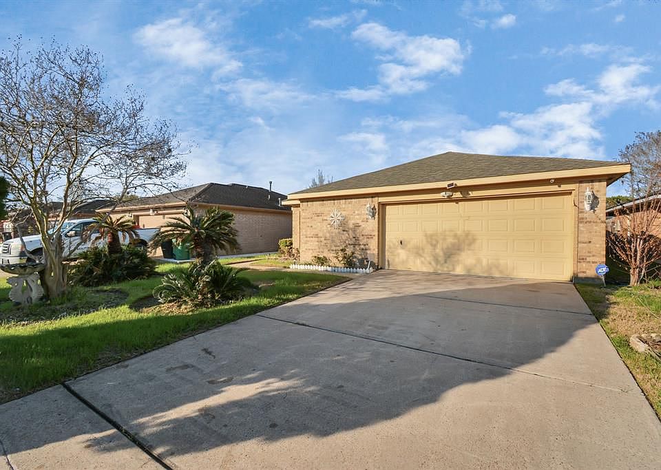 1st image of 12814 Rockford Dr