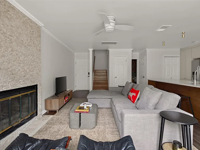 3845 Ranch Road 2222 #T-2 — Photo 17