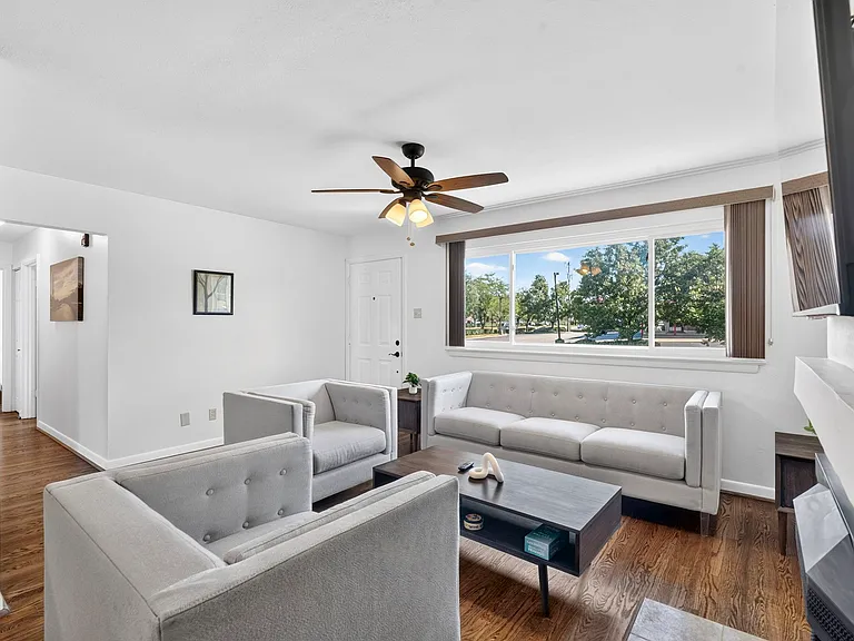 615 Loyola Dr — Photo 8
