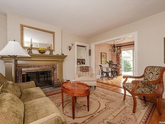 3rd image of 14 Cedar Dr