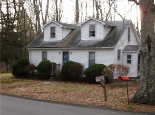 333 Read School House Rd, Coventry, RI 02816